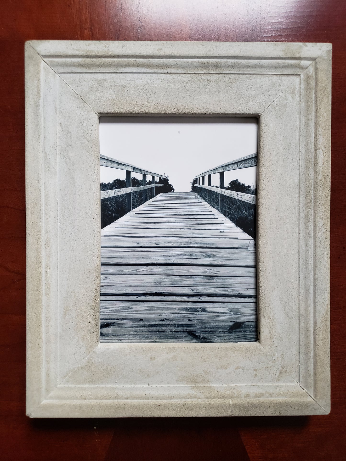 Concrete Picture Frame - Contemporary