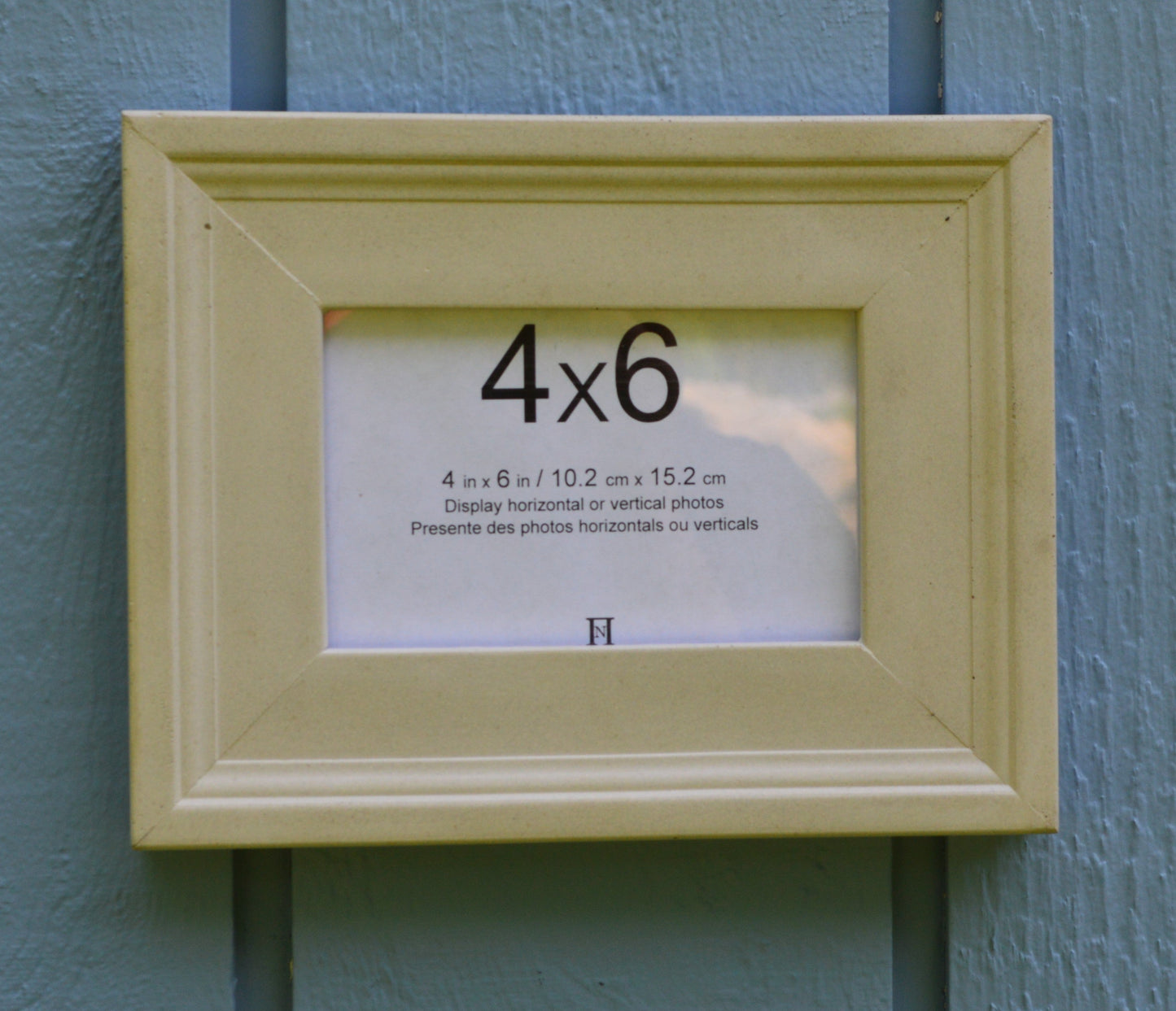 Concrete Picture Frame - Contemporary