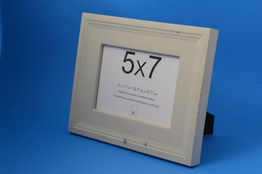 Concrete Picture Frame - Contemporary